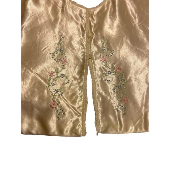 Vintage Infant Satin Embroidered Robe Jacket, Approx.3-6 months - Picture 2 of 7
